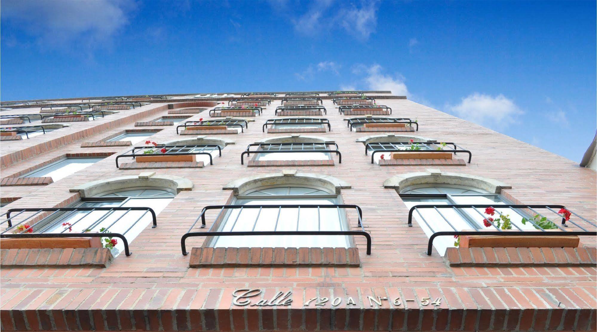 Hotel Hill House Usaquen โบโกตา ภายนอก รูปภาพ