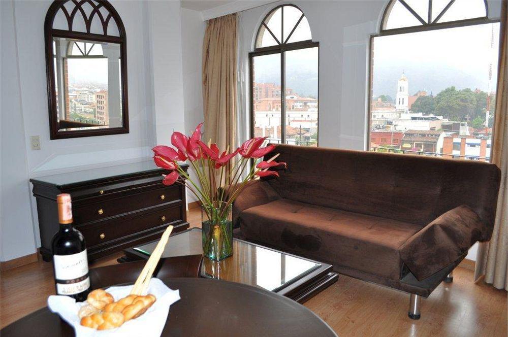 Hotel Hill House Usaquen โบโกตา ภายนอก รูปภาพ